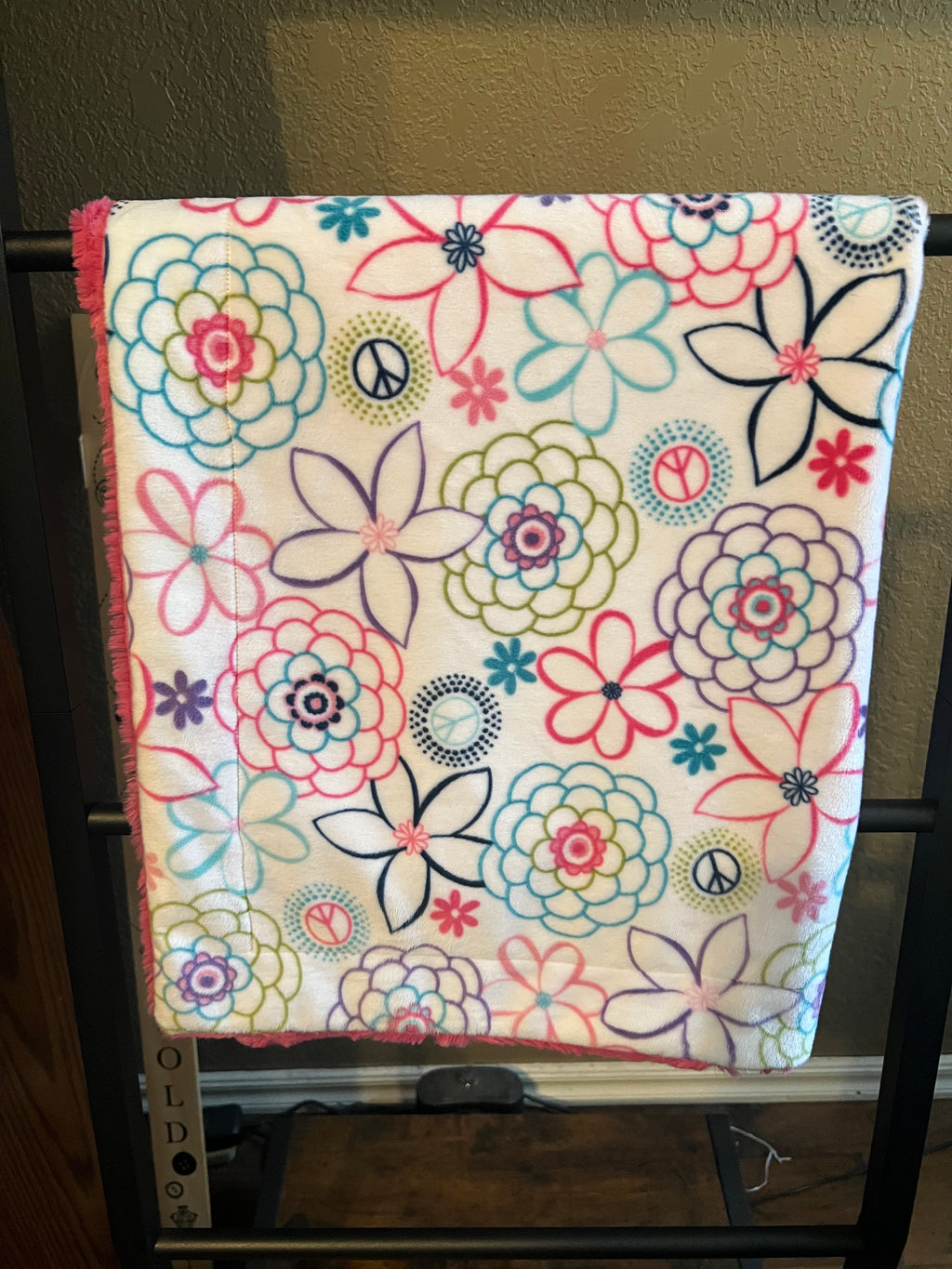 Minky Baby Blanket - Flower Power / Pink Dazzle