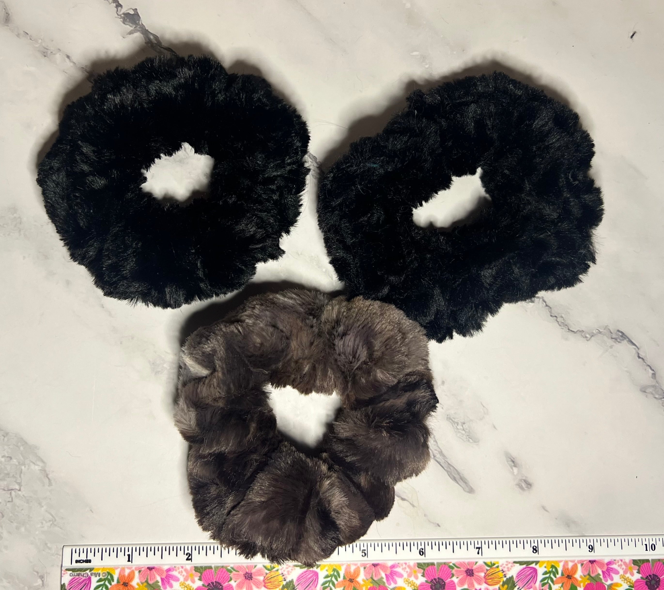 Minky Scrunchie - Black & Browns