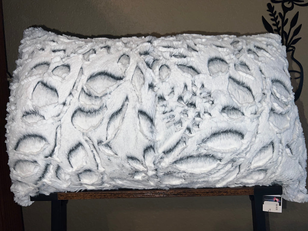 Minky Lumbar Pillow - Black/White Poppy