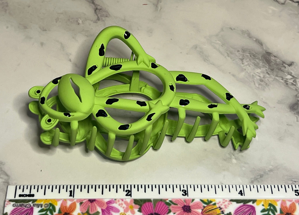 Hair Claw / Clip - Green Spotted Frog