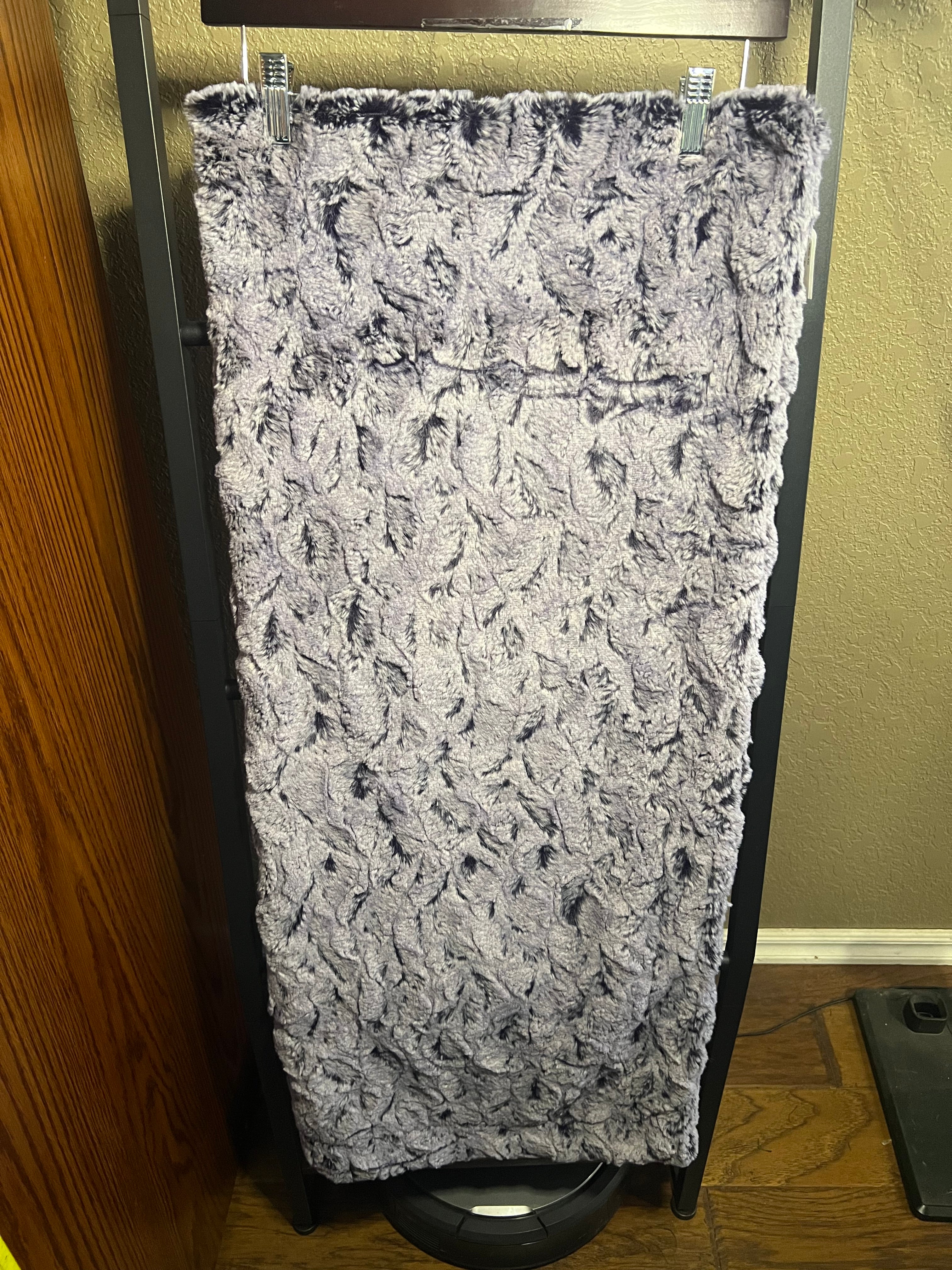 Minky Baby Blanket - BlackBerry Frosted Bella Approx Size 30”x36”