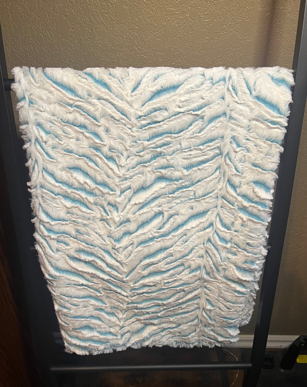 Minky Baby Blanket - Blue Prism