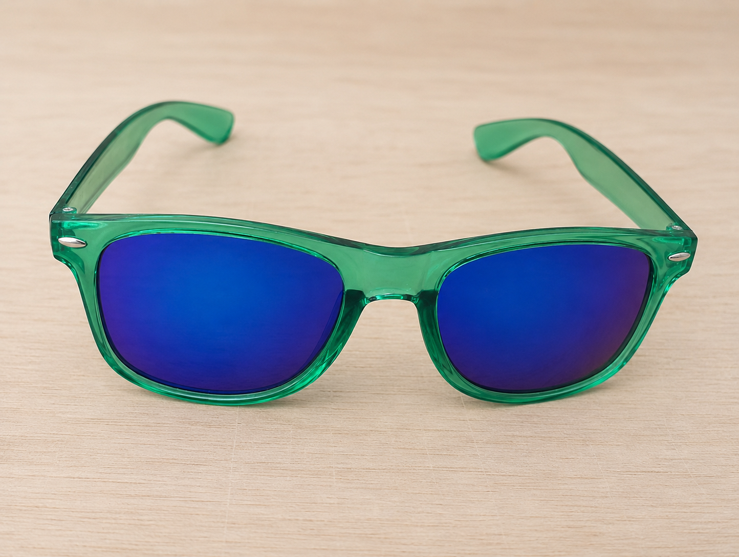 Coastal Vibes Mirrored Sunglasses
